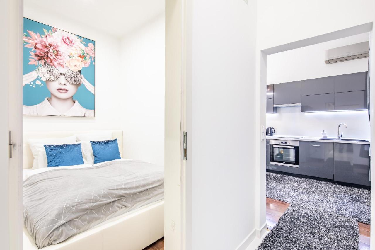 Melody Meadow Apartment Budapest Bagian luar foto