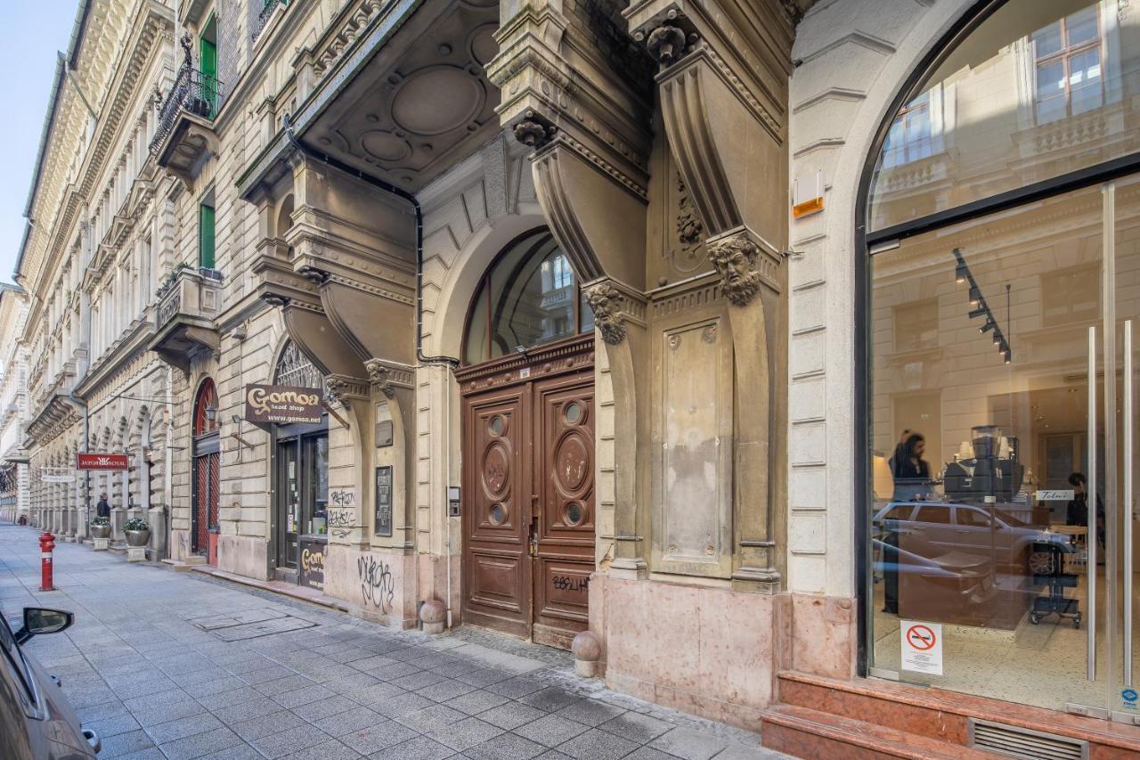 Melody Meadow Apartment Budapest Bagian luar foto