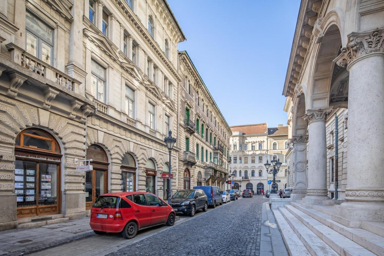 Melody Meadow Apartment Budapest Bagian luar foto